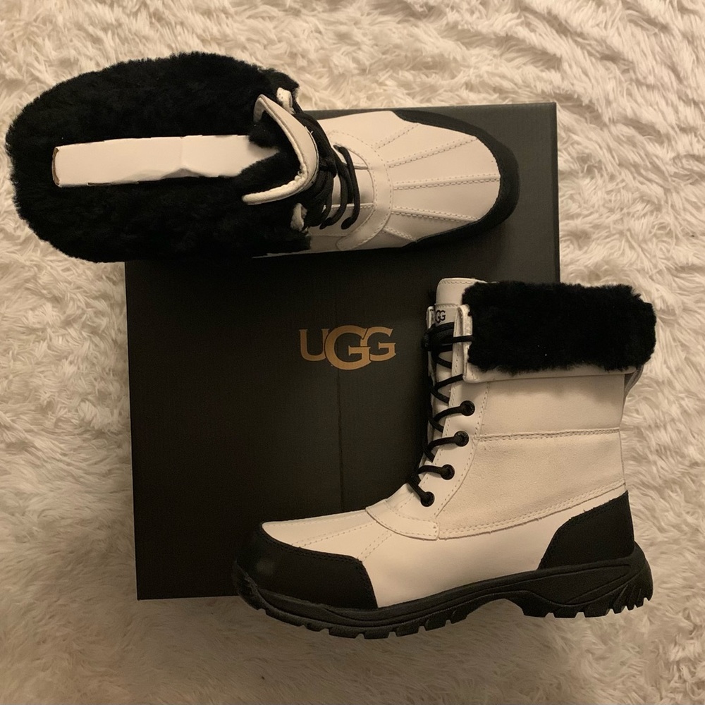 Ugg Butte Boots - Picture 4 of 11